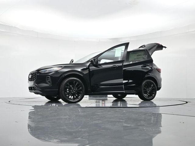 2026 Ford Escape ST-Line Elite