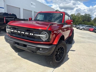 2023 Ford Bronco Base