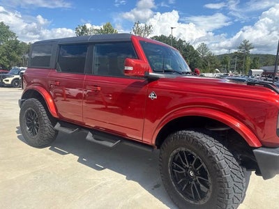 2023 Ford Bronco Base