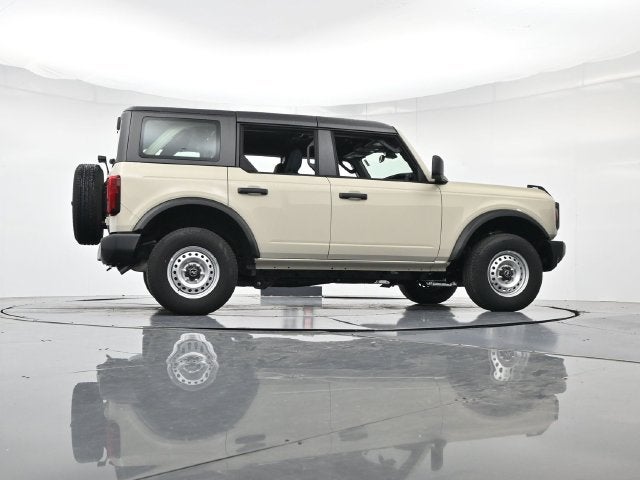 2026 Ford Bronco Base 4DR