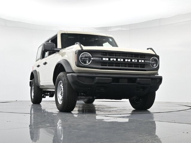 2026 Ford Bronco Base 4DR
