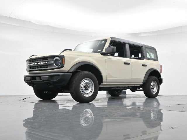 2026 Ford Bronco Base 4DR