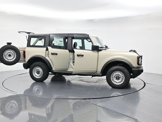 2026 Ford Bronco Base 4DR