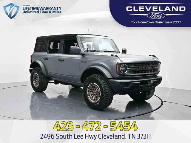 2025 Ford Bronco Base "Sinister Bronze Package"