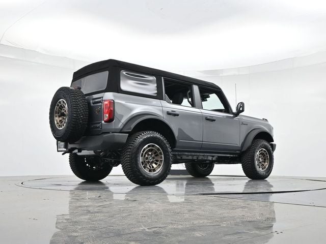 2025 Ford Bronco Base "Sinister Bronze Package"