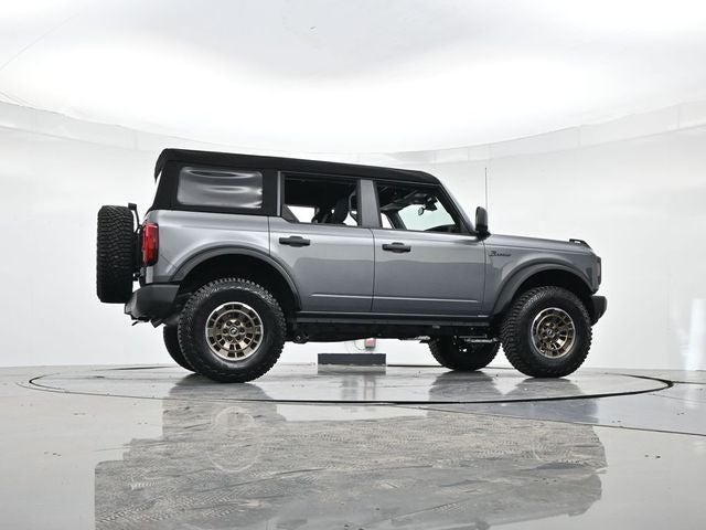 2025 Ford Bronco Base "Sinister Bronze Package"