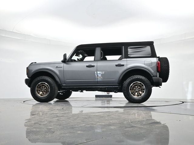 2025 Ford Bronco Base "Sinister Bronze Package"