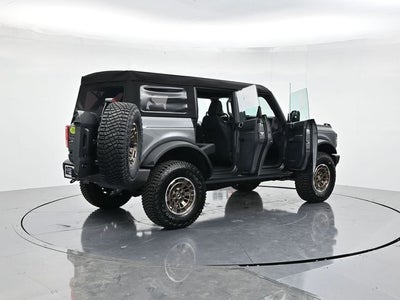 2025 Ford Bronco Base "Sinister Bronze Package"