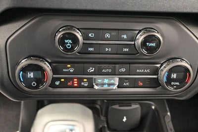 2026 Ford Bronco Outer Banks Lux 4DR