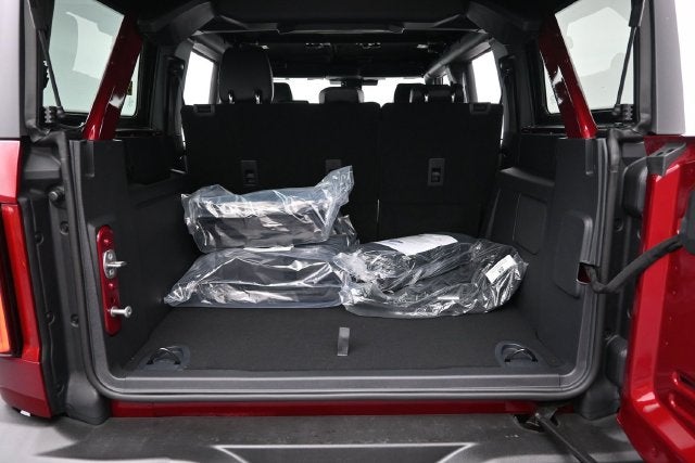 2026 Ford Bronco Outer Banks Lux 4DR