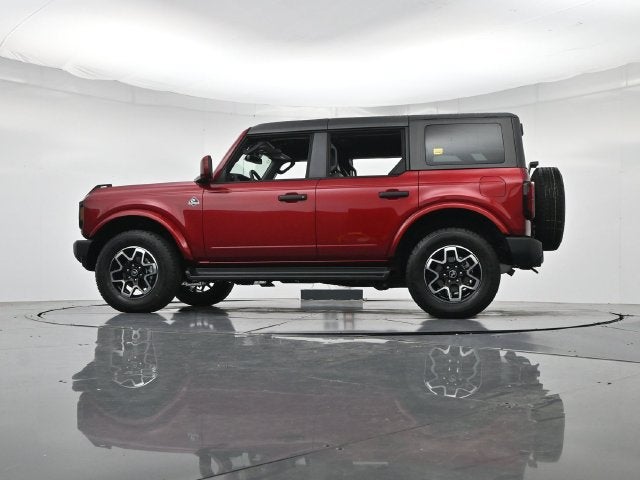 2026 Ford Bronco Outer Banks Lux 4DR