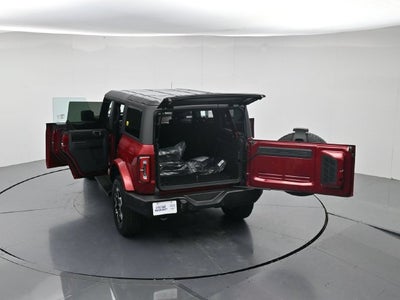 2026 Ford Bronco Outer Banks Lux 4DR