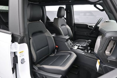 2026 Ford Bronco Outer Banks Lux 4 DR