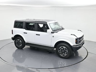 2026 Ford Bronco Outer Banks Lux 4 DR