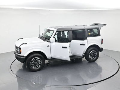 2026 Ford Bronco Outer Banks Lux 4 DR