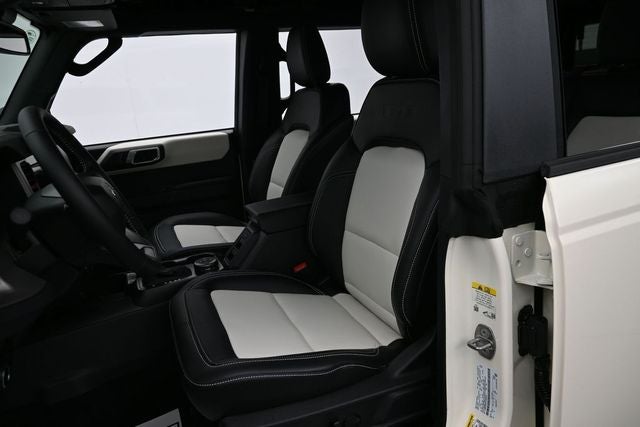 2026 Ford Bronco Outer Banks "60th Anniversary"