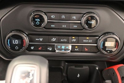2026 Ford Bronco Outer Banks "60th Anniversary"