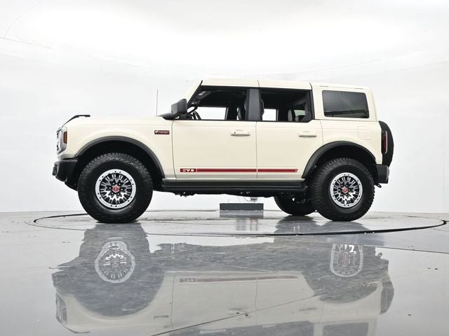 2026 Ford Bronco Outer Banks "60th Anniversary"