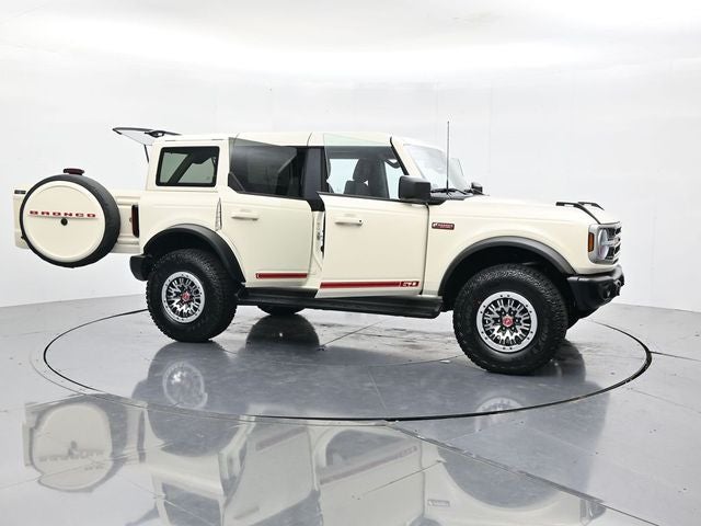 2026 Ford Bronco Outer Banks "60th Anniversary"