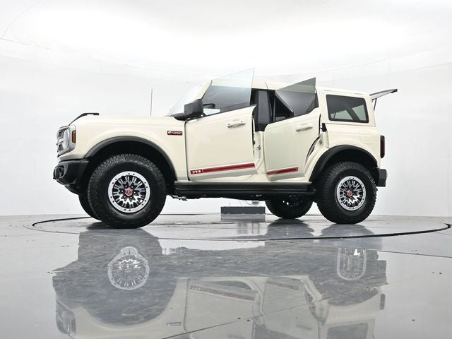 2026 Ford Bronco Outer Banks "60th Anniversary"