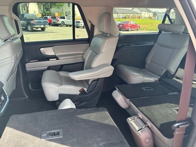 2025 Ford Expedition Max Active