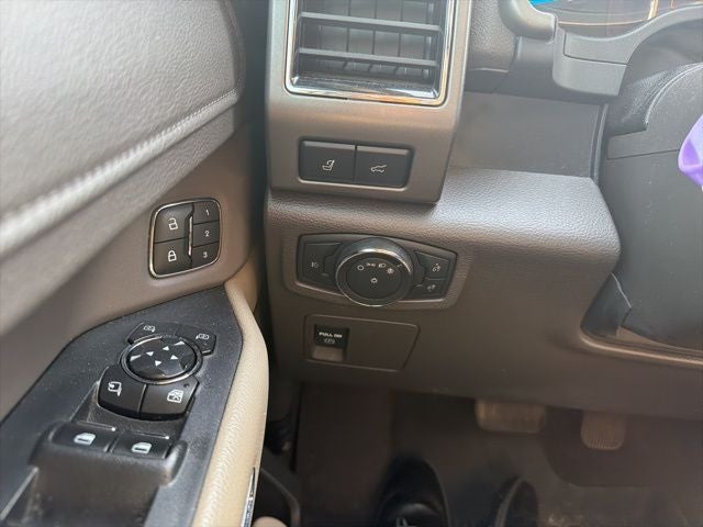 2021 Ford Expedition Max XLT