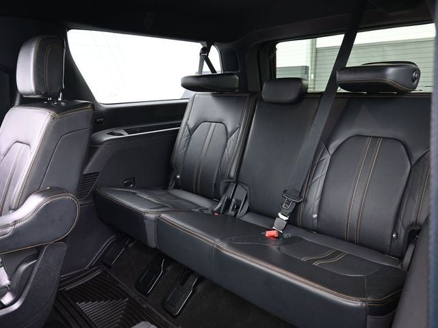 2023 Ford Expedition Max Platinum