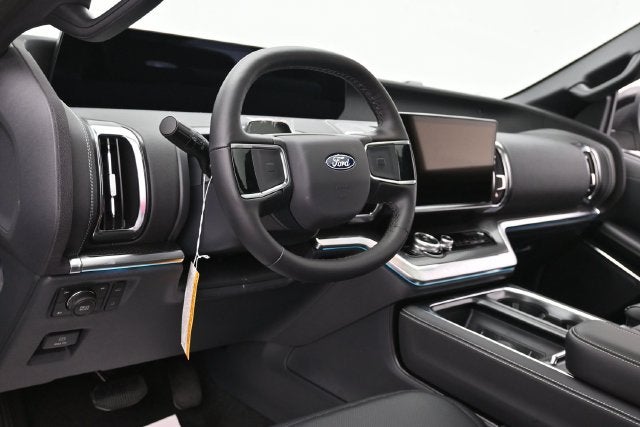 2027 Ford Expedition Max Platinum Stealth Performance & Heavy Duty Trailer Tow