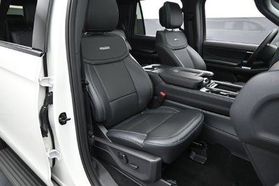 2027 Ford Expedition Max Platinum Stealth Performance & Heavy Duty Trailer Tow