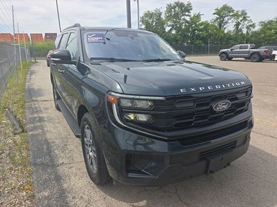 2025 Ford Expedition Active
