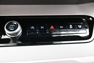 2027 Ford Expedition Active 4X2