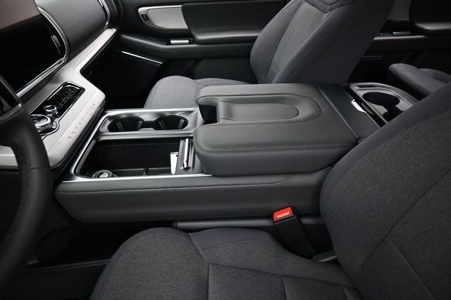 2027 Ford Expedition Active 4X2