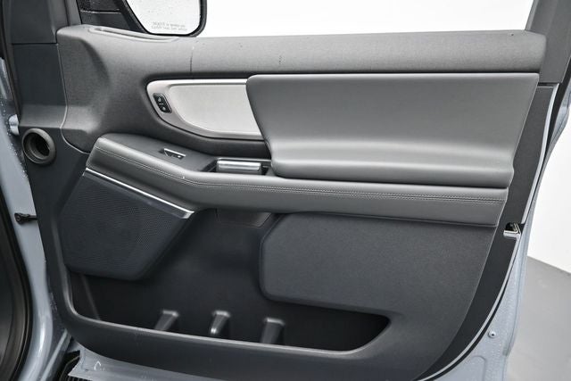2027 Ford Expedition Active 4X2