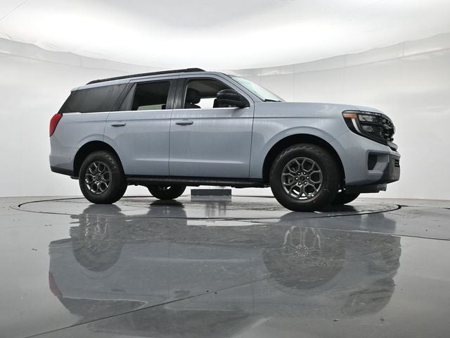 2027 Ford Expedition Active 4X2