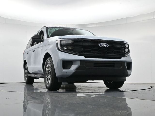 2027 Ford Expedition Active 4X2