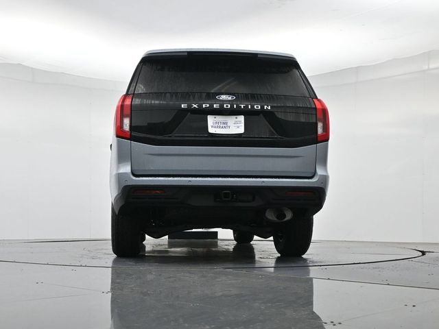 2027 Ford Expedition Active 4X2