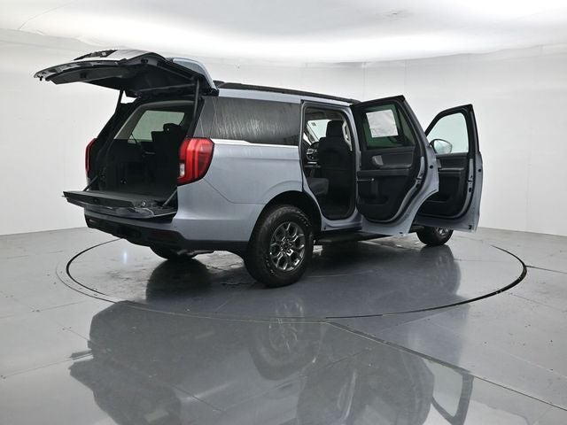 2027 Ford Expedition Active 4X2