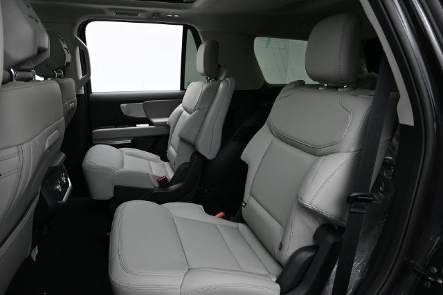 2027 Ford Expedition Active Family Travel Package
