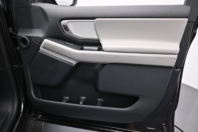 2027 Ford Expedition Active Family Travel Package