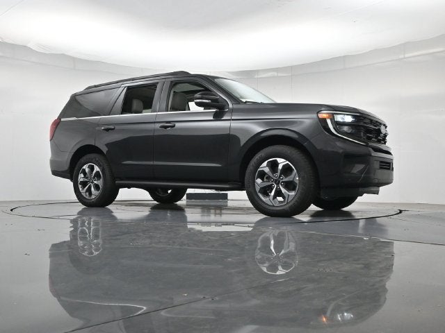 2027 Ford Expedition Active Family Travel Package