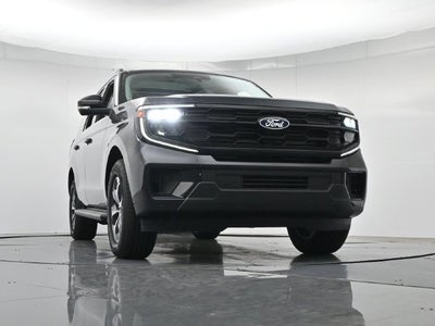 2027 Ford Expedition Active Family Travel Package