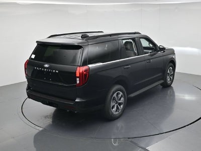 2027 Ford Expedition Active Family Travel Package
