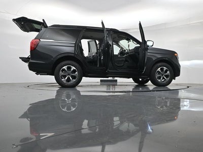 2027 Ford Expedition Active