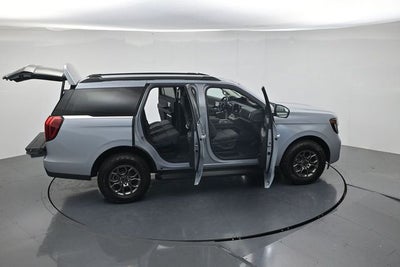 2027 Ford Expedition Active