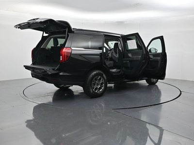 2027 Ford Expedition Active