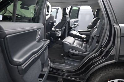 2025 Ford Expedition Platinum with Panoramic Roof, Heated 2nd Row, and Tow Packa