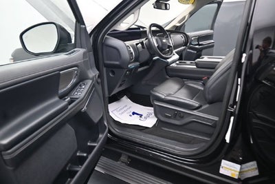 2025 Ford Expedition Platinum with Panoramic Roof, Heated 2nd Row, and Tow Packa