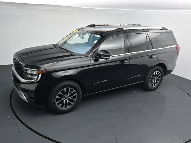 2025 Ford Expedition Platinum with Panoramic Roof, Heated 2nd Row, and Tow Packa