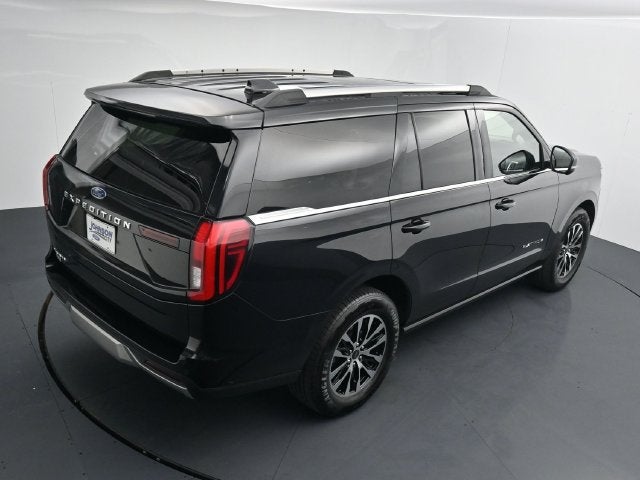 2025 Ford Expedition Platinum with Panoramic Roof, Heated 2nd Row, and Tow Packa