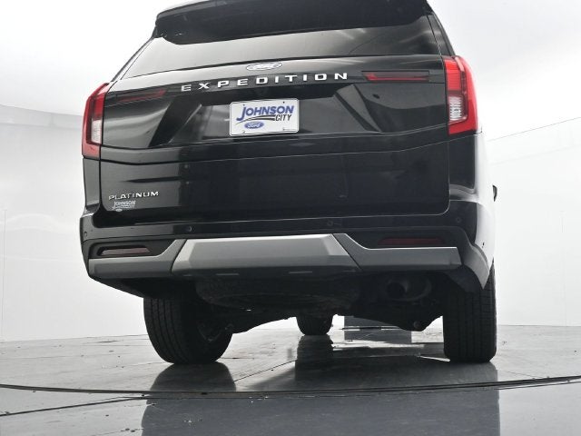2025 Ford Expedition Platinum with Panoramic Roof, Heated 2nd Row, and Tow Packa